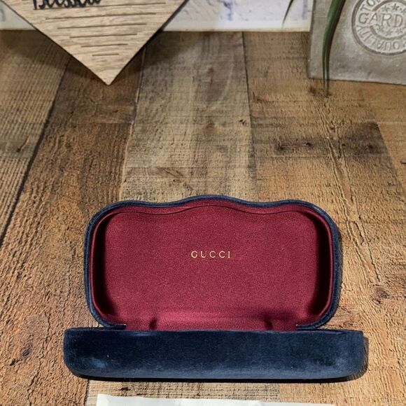 Gucci blue Velvet Sunglasses Eyeglasses Case & cloth main image 6